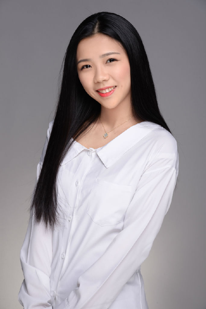 23 陶梓嘉 音乐教育系 2015级 社团管理部副部长 2015级任职宣言_ 梦想很轻,却从此拥有飞向蓝天的力量。.jpg
